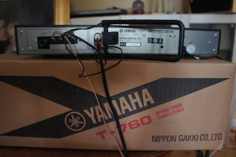 Yamaha T-760 tuner i toppskick - Bild 4 av 5