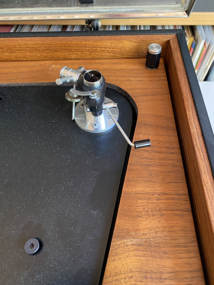 Thorens TD-125 SME Plinth Stax UA-70