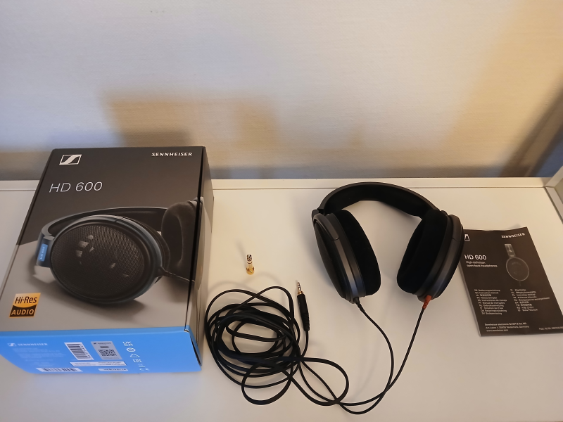Sennheiser hd600 Sennheiser hd600 - Bild 1 av 2