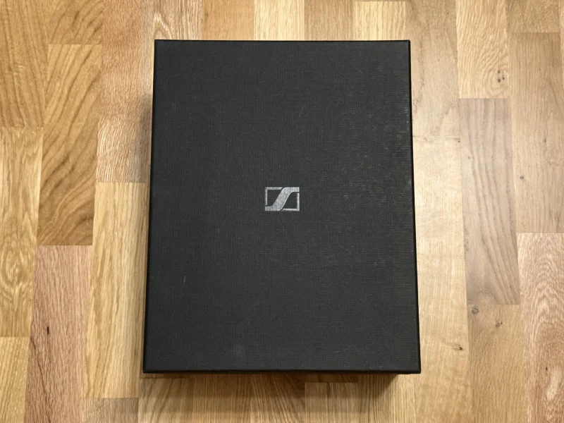 Sennheiser HD 820 H&ouml;rlurar - Bild 9 av 10