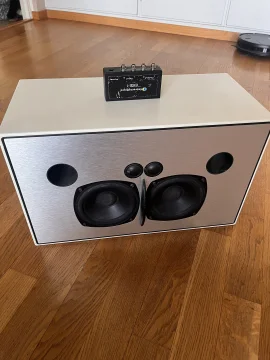 Altavoz singular EmbracingSound