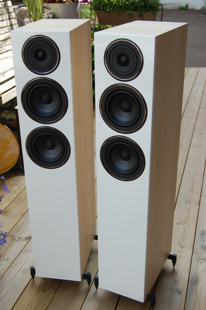 Wharfedale Diamond 12.3