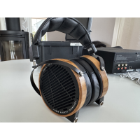 Audeze LCD2