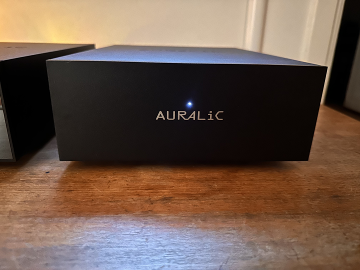 Auralic S1 PSU mint med kartong.