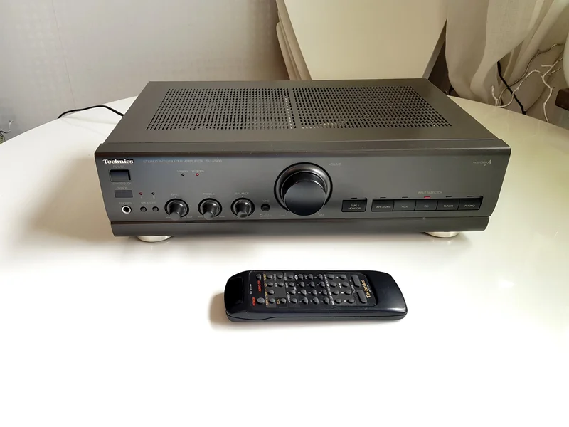 Technics SU-V500 F&ouml;rst&auml;rkare - Bild 1 av 11