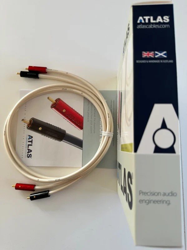 Atlas Element Achromatic 1m RCA Atlas Element Achromatic 1m RCA - Bild 4 av 5