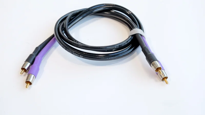 Analysis Plus Copper Oval-in RCA 1.0 Meters - Bild 1 av 1