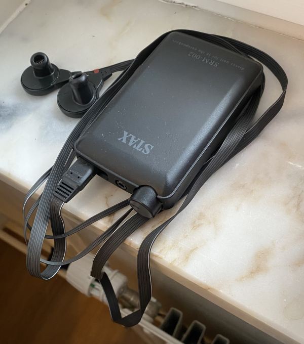 Stax SRS 002 elektrostatisk in ear Stax SRS 002 elektrostatisk in ear - Bild 2 av 4