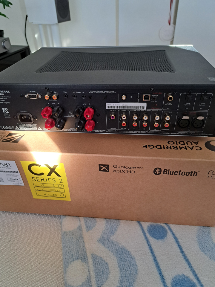 Cambridge audio cx81
