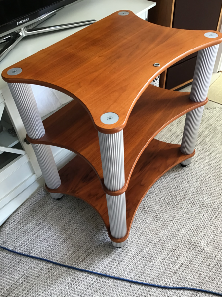 Solid Tech Rack - Bild 2 av 2