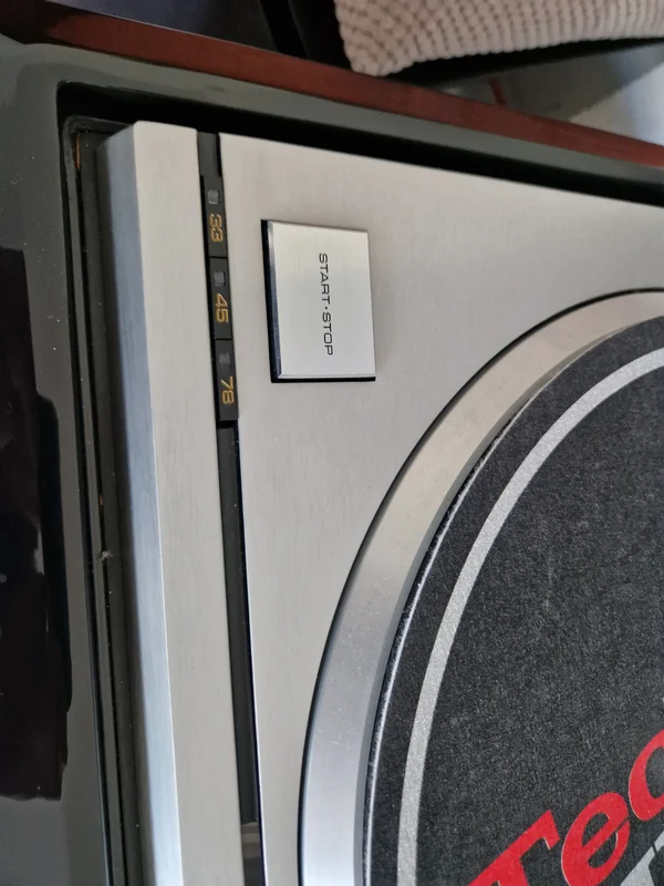 Technics SL-1000 MK2 Technics SL-1000 MK2 - Bild 8 av 8