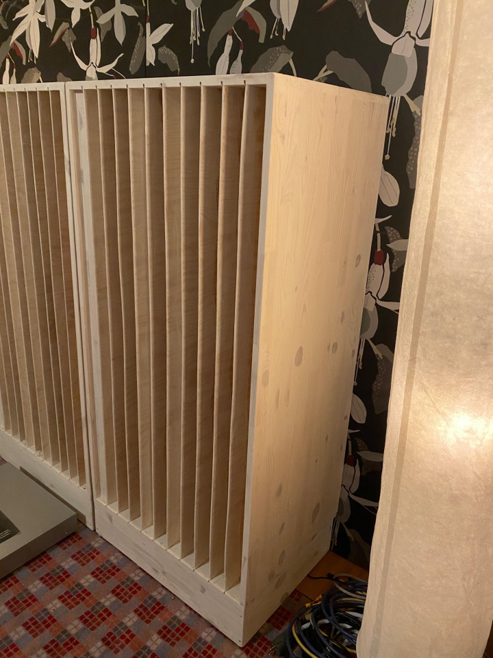 Acoustic diffuser QD-23  designade av Acoustic Fields USA