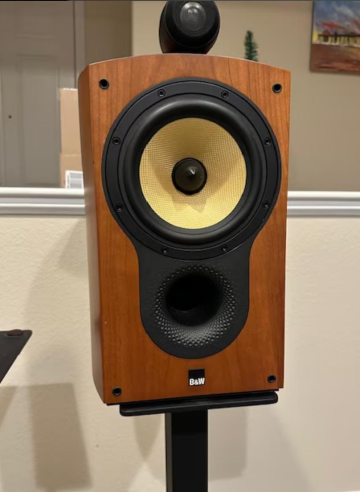 B&W (Bowers & Wilkins) 805 S