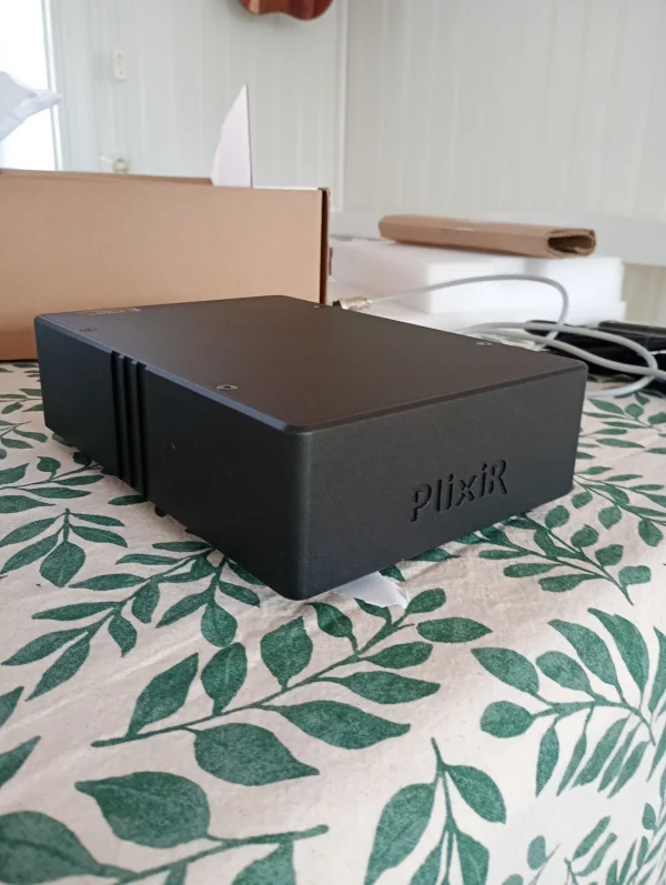 Plixir elite bdc 5v 3A Plixir elite bdc 5v 3A - Bild 1 av 2