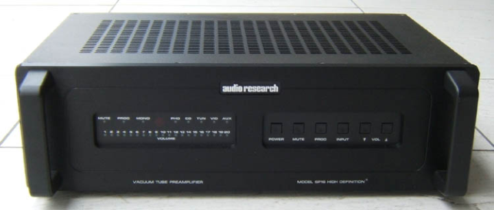 Audio Research SP 16 front.