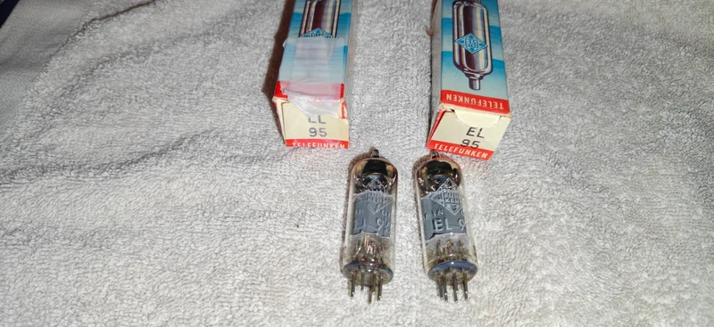  Telefunken EL 95 (NOS) matchat par! - Bild 1 av 4