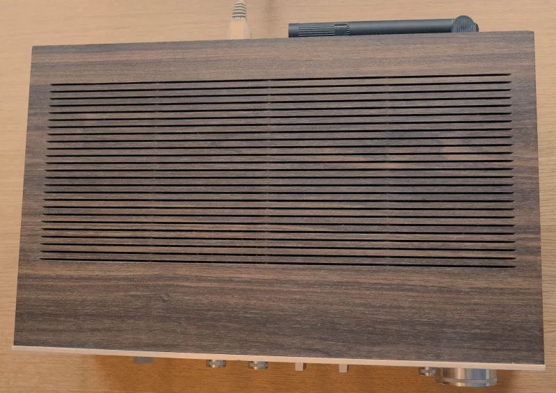 Akai AA-1135 AM/FM Stereo Receiver (1979) - Bild 2 av 5