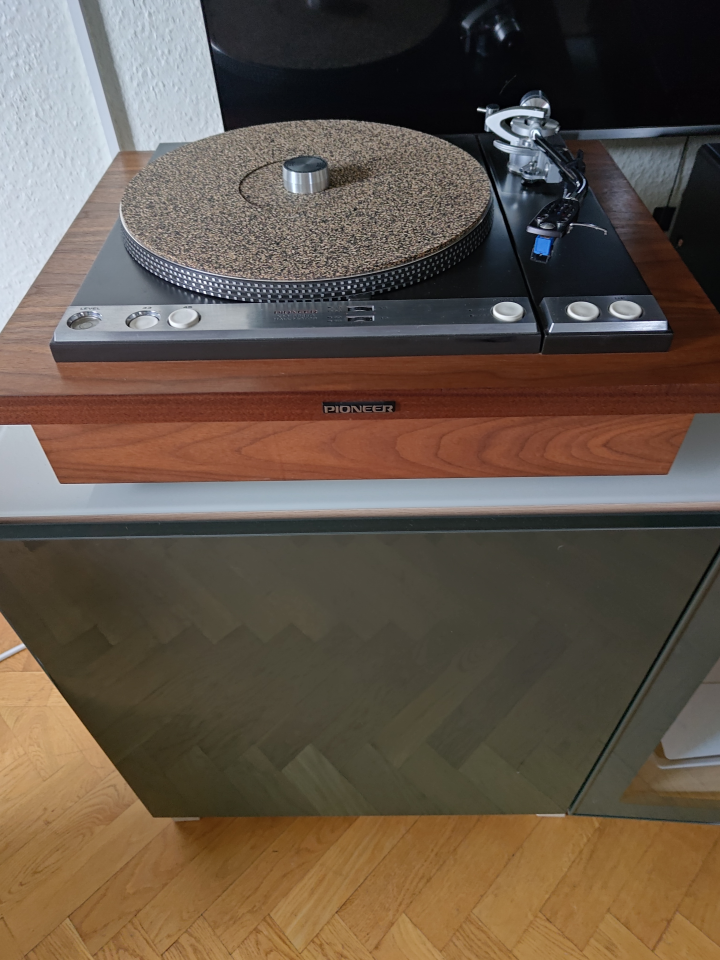 Pioneer PL61