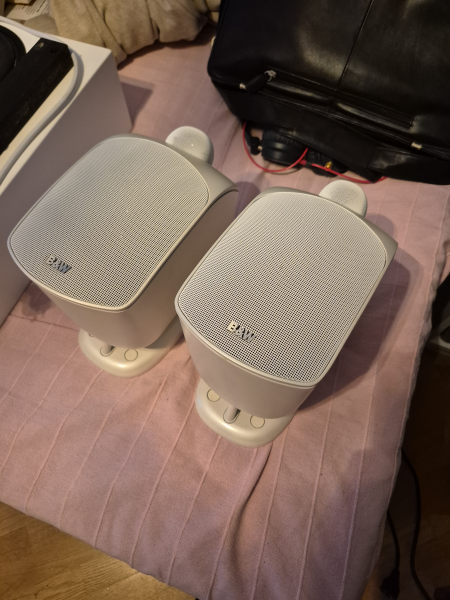 B&W LM1, Jamo D400, Jamo D8SUR  - Bild 2 av 6