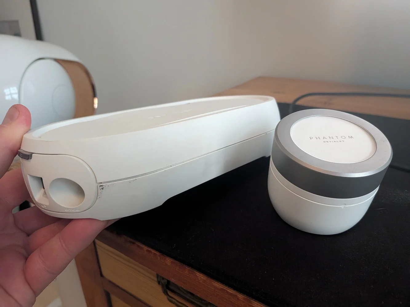 Devialet Gold Phantom Stereopar (108 dB) inkl. stativ &amp; tillbeh&ouml;r - Bild 3 av 4
