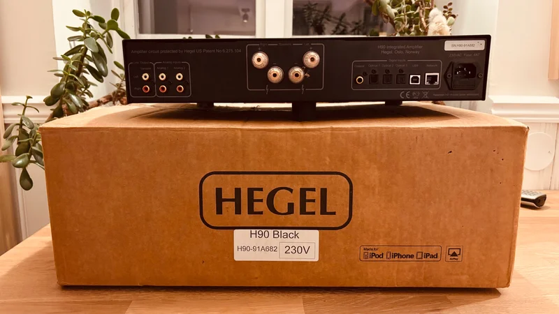 Hegel H90 - Bild 2 av 2