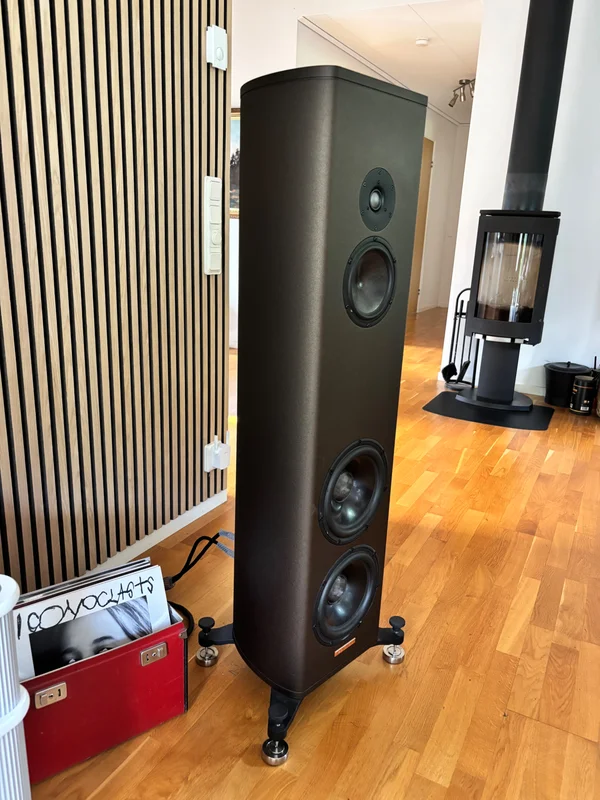 Magico S3 mk1 - Image 3 of 5