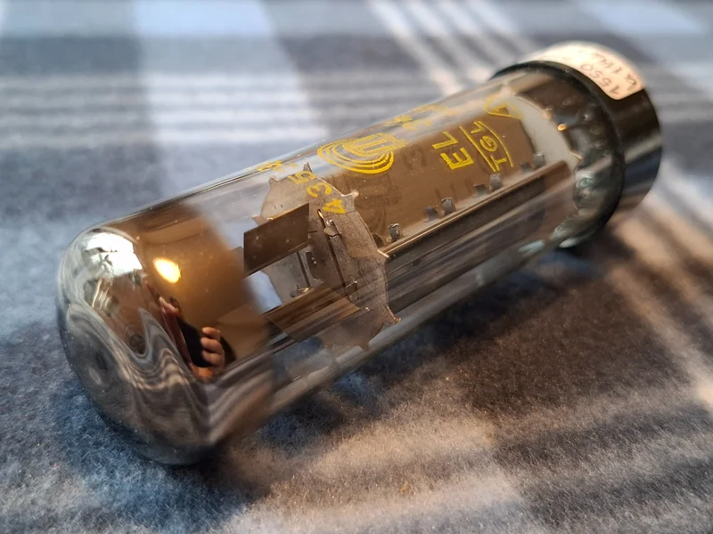 RFT EL34 6CA7 Thin Base O getter NOS Matchad kvartett  - Bild 6 av 7