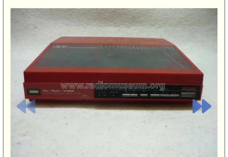 R&ouml;d skivspelare Fisher - Bild 2 av 3