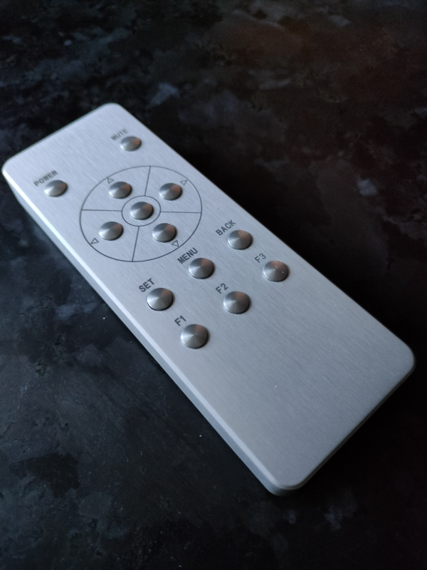 Aluminium fjärrkontroll High End - Bild 1 av 7