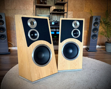 Audiovector TRAPEZE Ri - Demoex