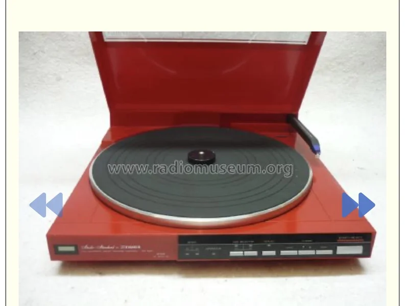 R&ouml;d skivspelare Fisher - Bild 1 av 3