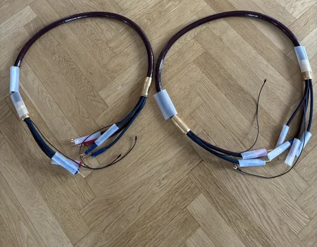 Van den Hul The Super Nova 1.5m &ndash; high-end h&ouml;gtalarkablar med originalcase 1.5m