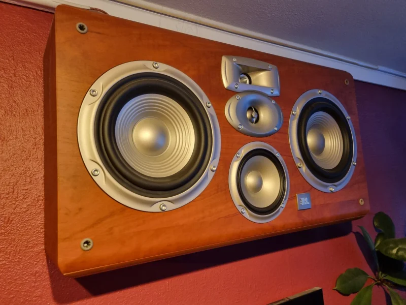 JBL LC2 - Fantastisk högtalare för väggmontering JBL LC2 - Fantastisk högtalare för väggmontering - Bild 2 av 3