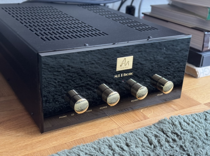 Audio Note M1 Phono, försteg med inbyggd RIAA