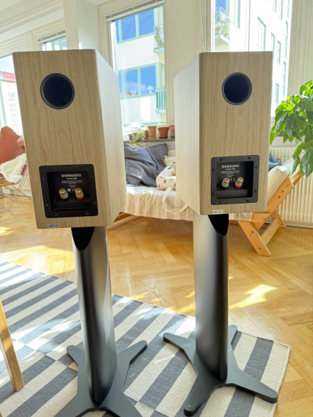 Dynaudio Evoke 20 stativhögtalare – Blond Oak - Bild 4 av 6