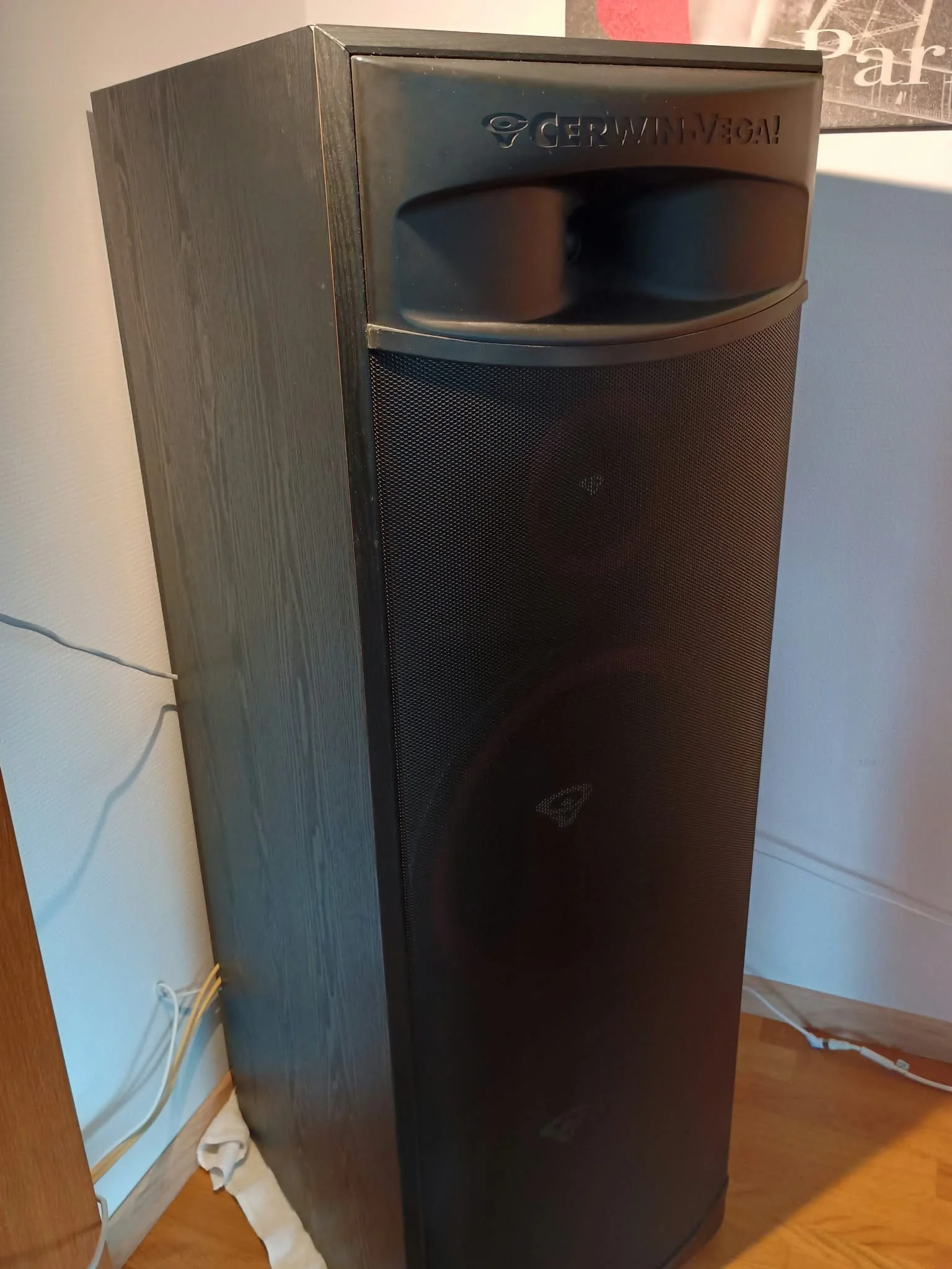 Cerwin Vega! XLS 215 utan skav eller repor - Billede 2 af 3