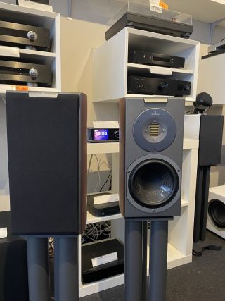 Audiovector R1 Avantgarde