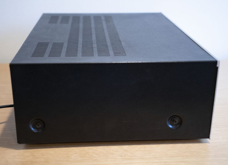 Hitachi SR-304 AM/FM Stereo Receiver (1978) Hitachi SR-304 AM/FM Stereo Receiver (1978) - Bild 5 av 5