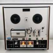 Akai GX-220D