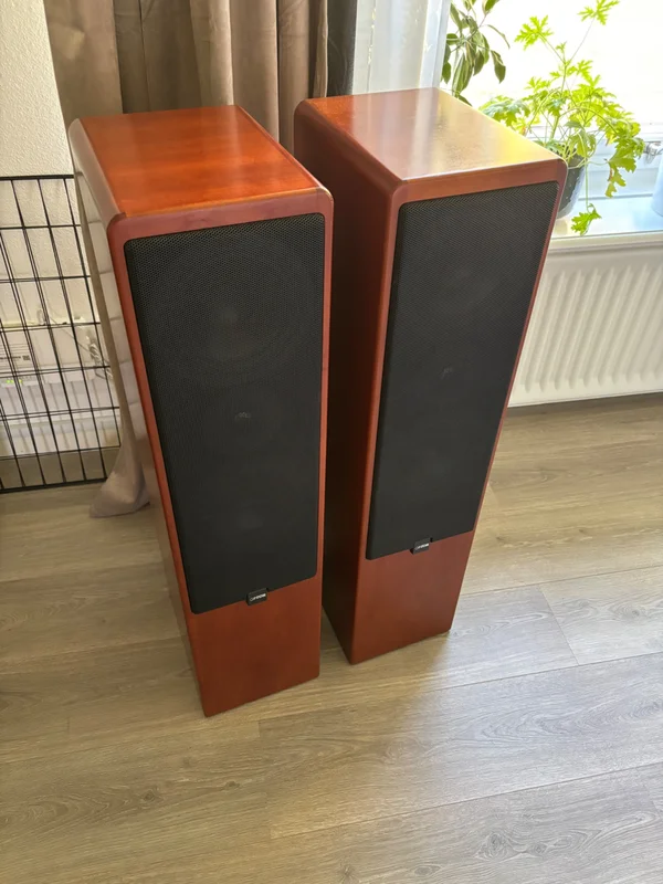 Canton Ergo 700 Canton Ergo 700 - Bild 1 av 3
