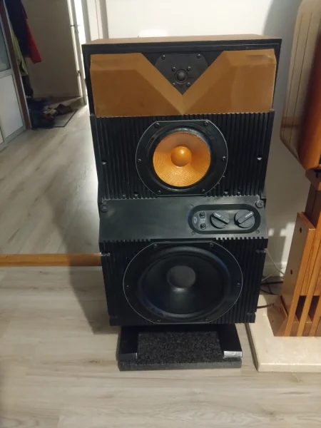 B&W DM 6 B&W DM 6 - Bild 2 av 4