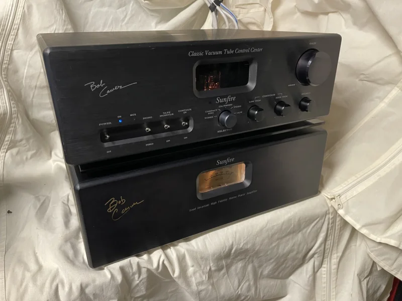 Bob Carvers Sunfire Signature stereo Amplifier and Pre-amplifier - Bild 3 av 4