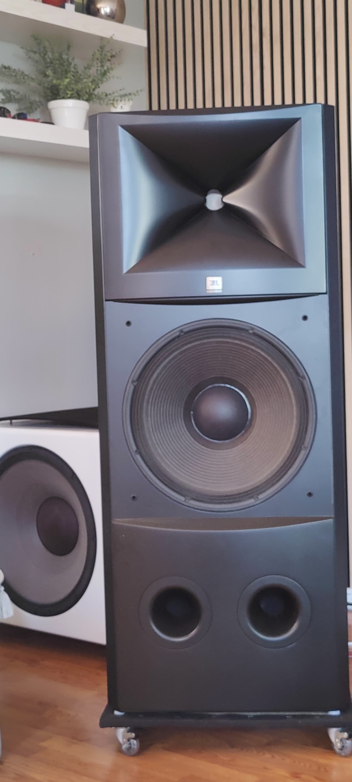 JBL and Mark Levinson Setup 