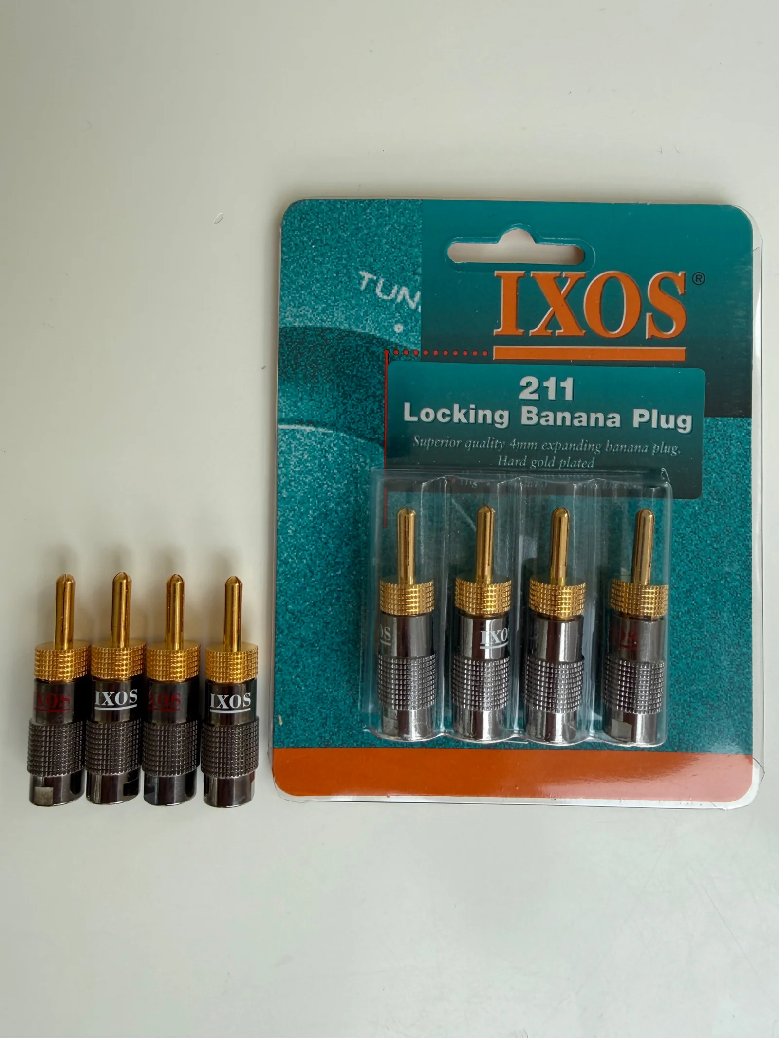 IXOS 211 Locking Banana Plugs