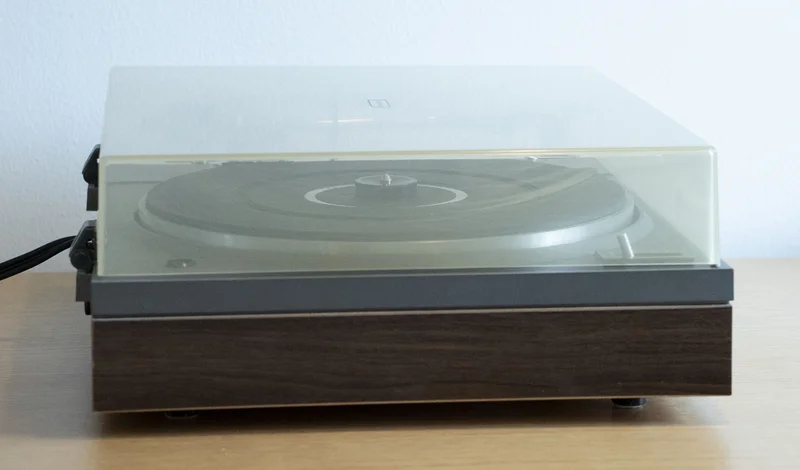 Pioneer PL-112D 2-Speed Belt-Drive Turntable (1976-1978) Pioneer PL-112D 2-Speed Belt-Drive Turntable (1976-1978) - Bild 4 av 6