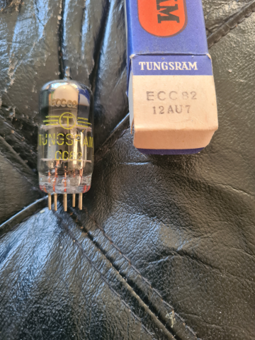 ECC82 - Bild 1 av 1
