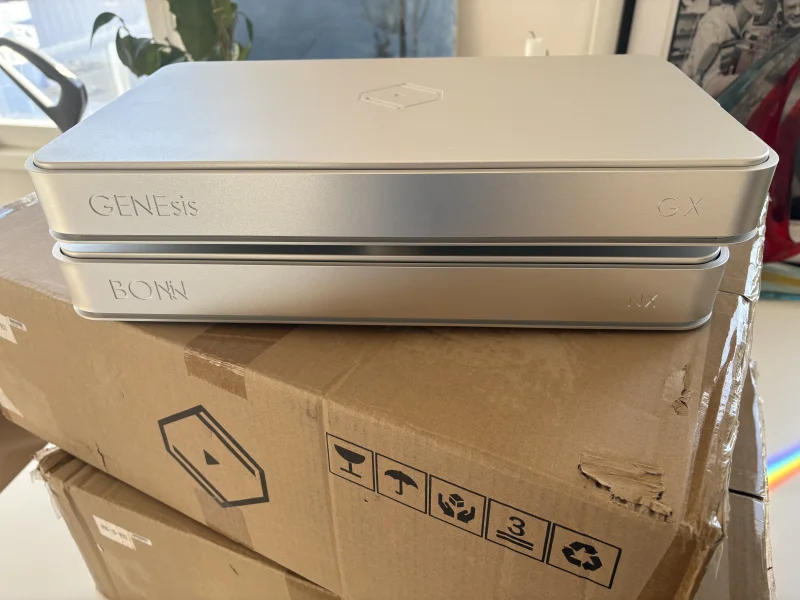 SILENT ANGEL Bonn NX + Genesis GX (switch + clock) - Bild 1 av 5