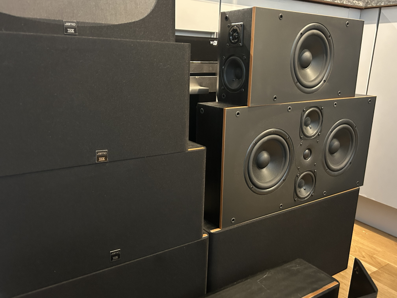 7.0 Jamo D 6sur & D 6LCR - Bild 1 av 2
