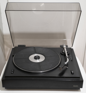 Sonab 85S 2-Speed Belt-Drive Turntable