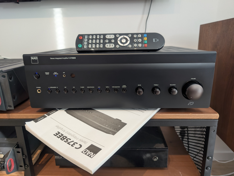 NAD C375BEE Välvårdad Förstärkare NAD C375BEE Välvårdad Förstärkare - Bild 2 av 6